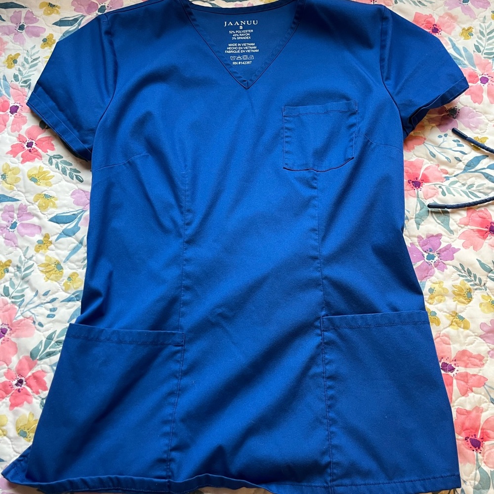 JAANUU SCRUBS